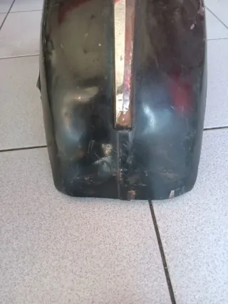 Guardabarros delantero Vespa 200 para reparar