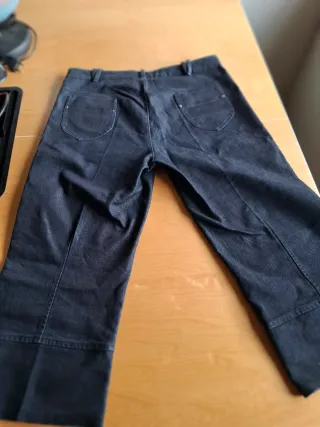 Capri Mujer Estudio Erre Azul