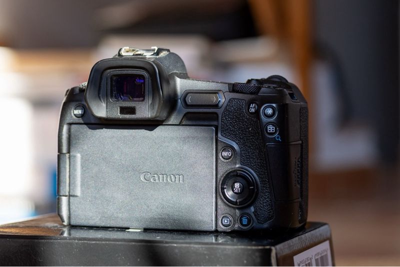 Canon EOS R afbeelding 2
