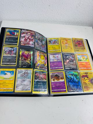 Lote de Cartas Pokémon Álbum