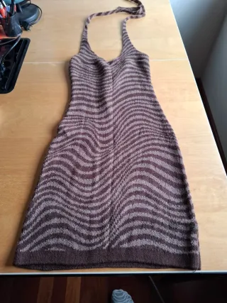 Vestido de punto con estampado ondulado