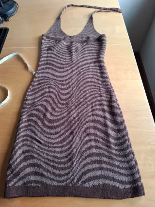 Vestido de punto con estampado ondulado