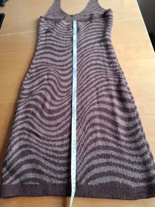 Vestido de punto con estampado ondulado