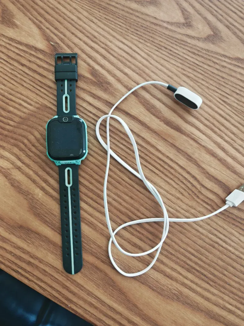 Reloj/Teléfono Infantil Negro y Verde