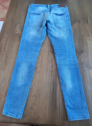 Vaquero chico skinny azul