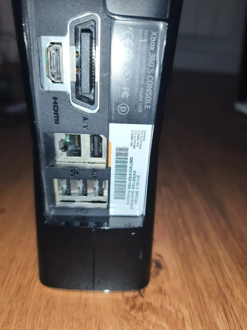 Xbox 360 Slim Negra afbeelding 4