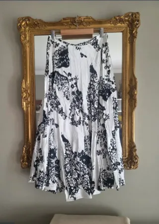 Brunella Midi Satinada T.40/42 Nueva