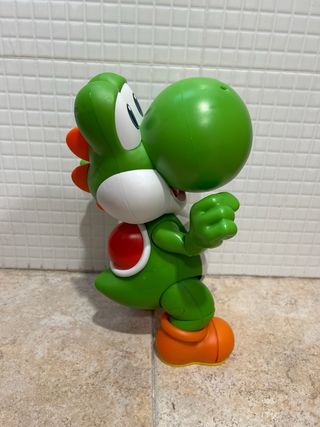 Muñeco Yoshi interactivo juguete
