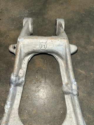 Descanso Central Jawa Cz