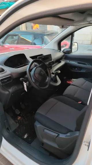 Peugeot Partner 2021