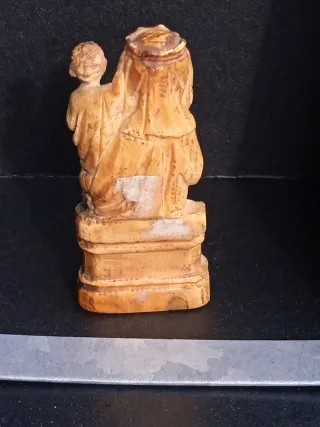 Virgen con Niño Siglo XIV-XV Miniatura 5,5 cm.