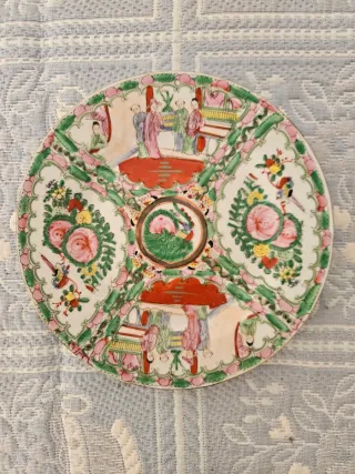 Juego de 4 platos decorativos