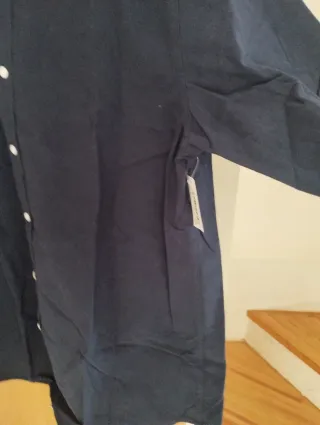 Camisa azul de manga larga para hombre