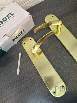 Juego de manilla Mecil