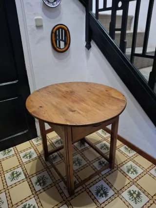 Mesa vintage plegable de madera