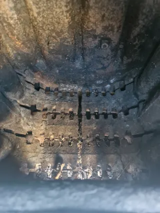 Caldera de leña antigua