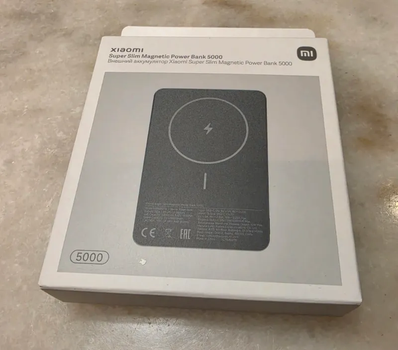 Xiaomi Power Bank 5000mAh Magnética Slim