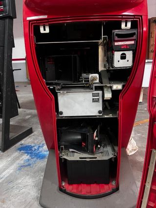 Máquina GiGames para restaurar o piezas