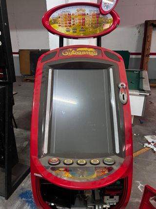 Máquina GiGames para restaurar o piezas