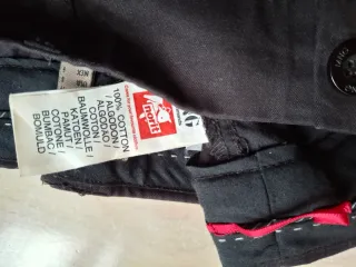 Pantalón negro Mango