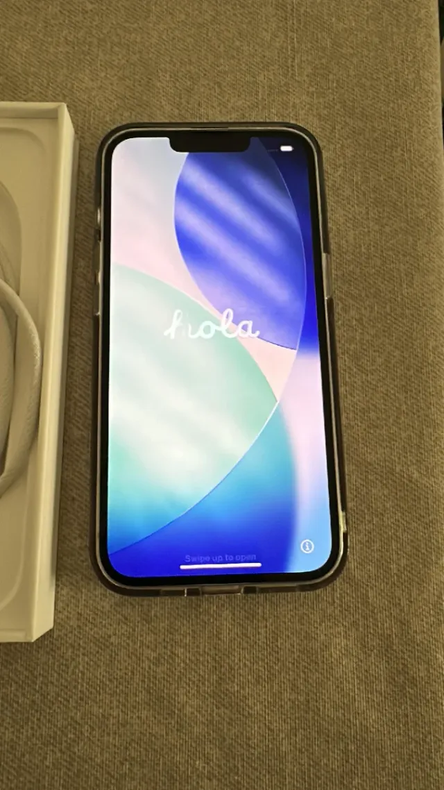iPhone 16e 256GB 20 dias de uso con ticket de comp