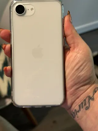 iPhone 16e 256GB 20 dias de uso con ticket de comp