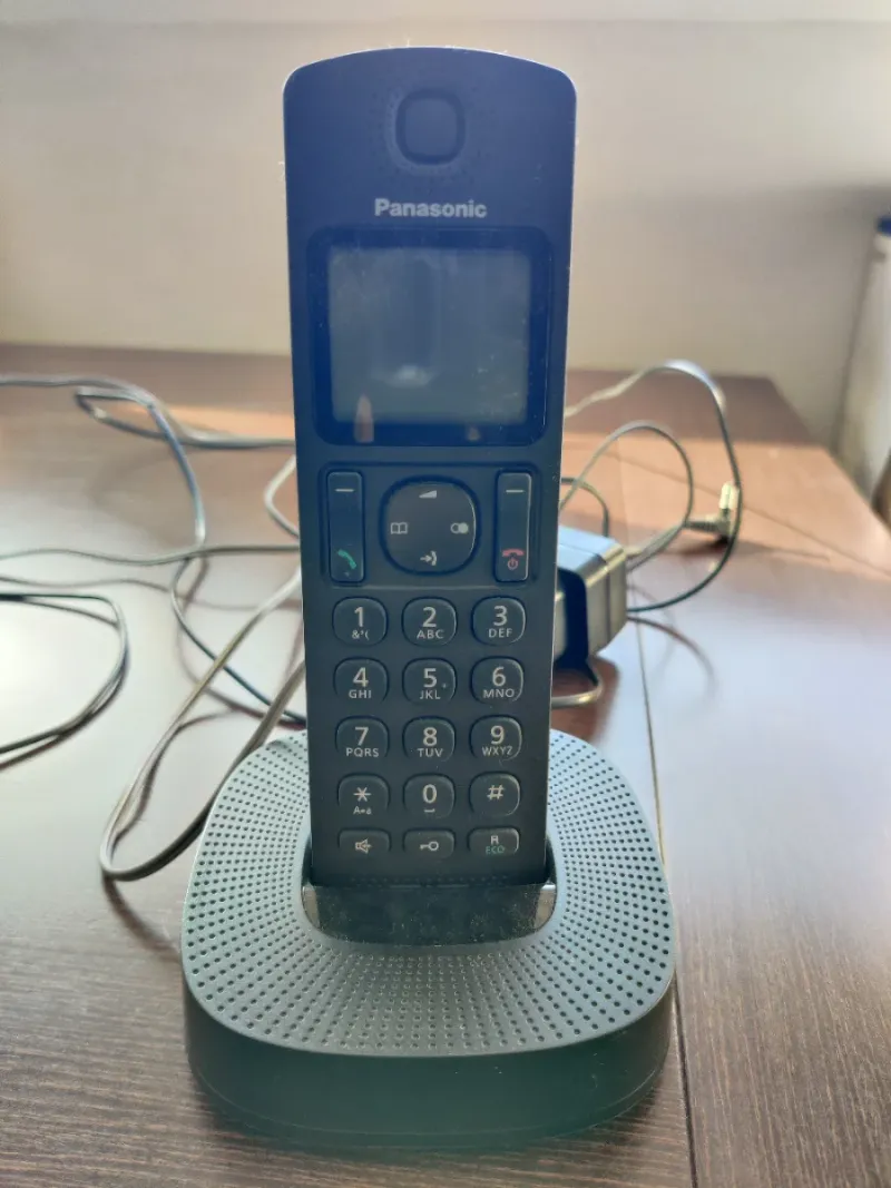 Teléfono Inalámbrico Panasonic KX-TGC310SP