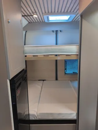 ALQUILER Camper 4 plazas- L3H3 Peugeot Boxer.