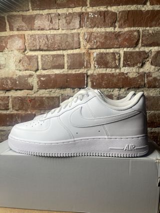 Nike Air Force 1 Low '07 Blancas T.40.5