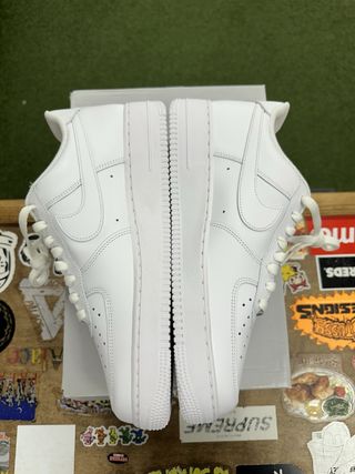 Nike Air Force 1 Low '07 Talla 42.5