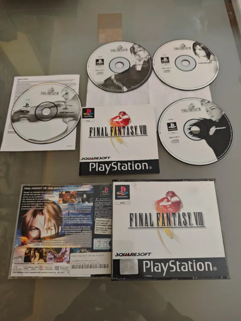 Final Fantasy VII PS1 (4 Discos)