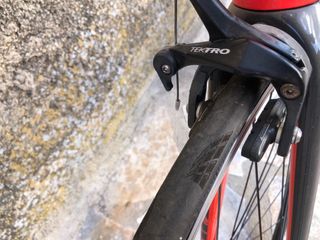 Bicicleta carretera Specialized Roja