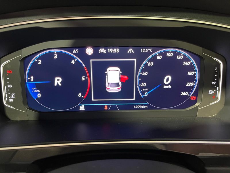 Volkswagen Tiguan R-Line 2.0 TDI DSG (2021) 2022, foto 24