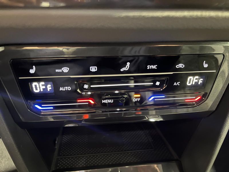 Volkswagen Tiguan R-Line 2.0 TDI DSG (2021) 2022, foto 26