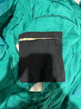 Traje de flamenca verde azulado con volantes