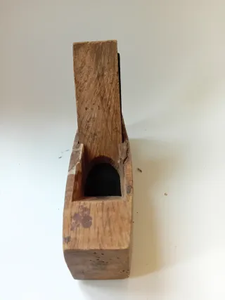 Garlopa cepillo carpintero madera antiguo