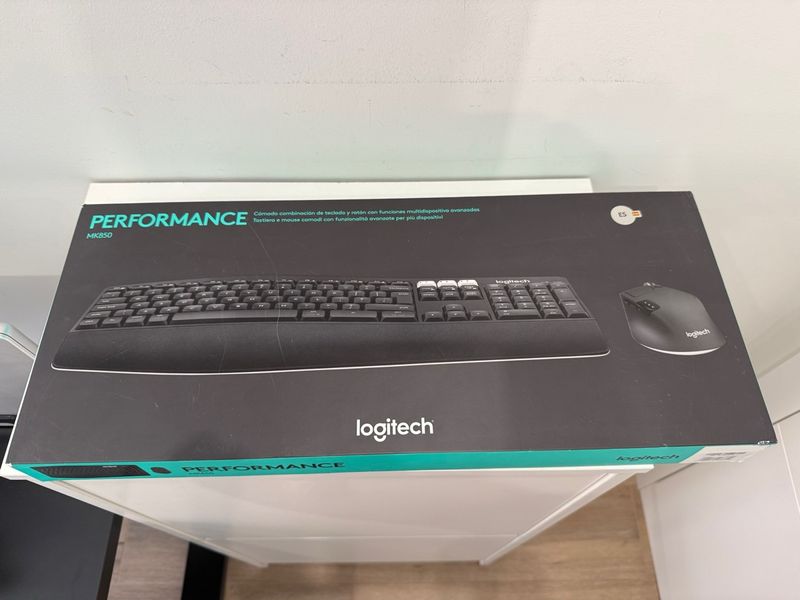 Teclado y Ratón Logitech MK850