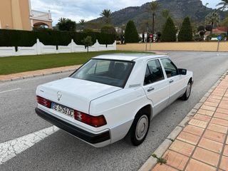 Mercedes-Benz 190D