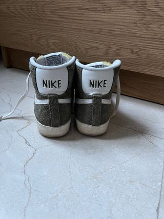 Nike Blazer Mid 77 Verde/Blanco