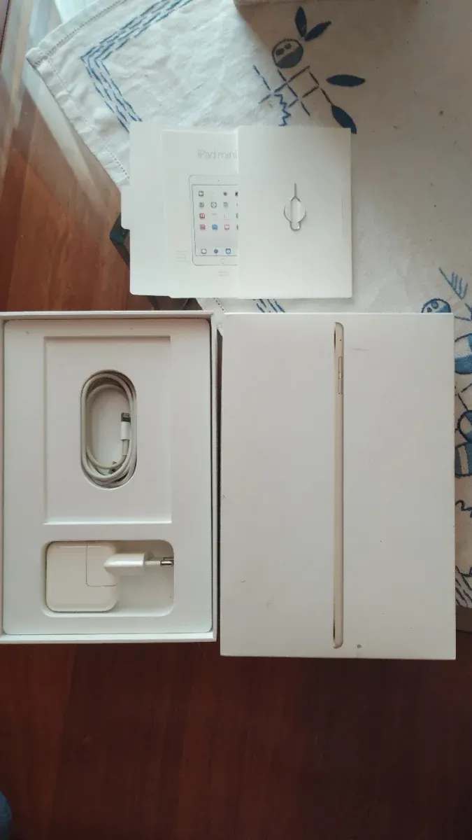 iPad mini 4 WiFi+Cellular 128 GB Plata afbeelding 2