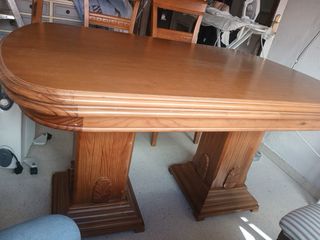 Mesa de comedor de madera maciza y seis sillas