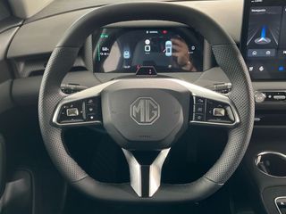 MG MGS5 EV 64kWh Luxury