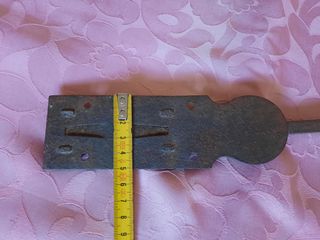Pestillo antiguo de hierro forjado 36 cm de largo