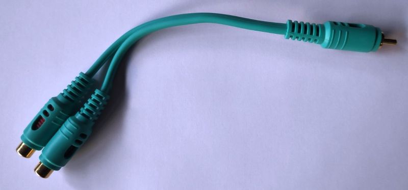 PAR SPLITER RCA MACHO A 2 RCA HEMBRA OFC GOLD afbeelding 2