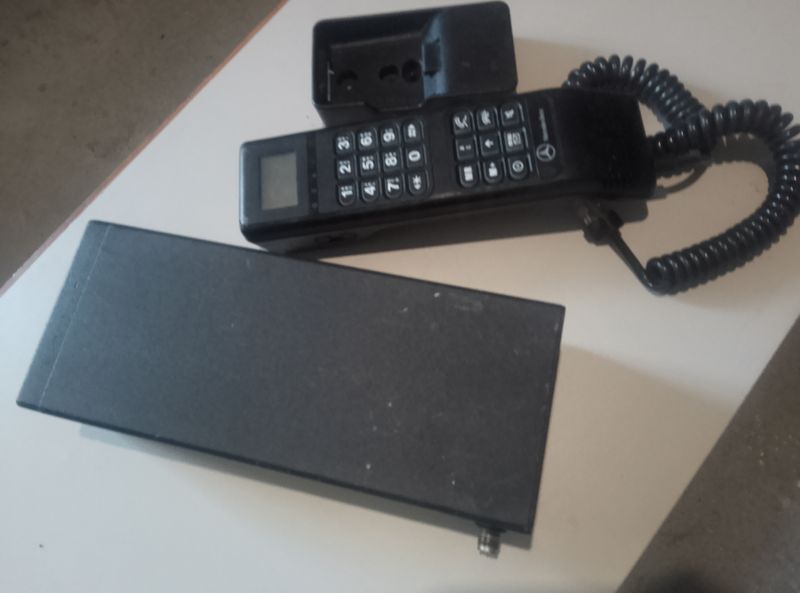 Teléfono vintage Mercedes Benz para auto negro afbeelding 3