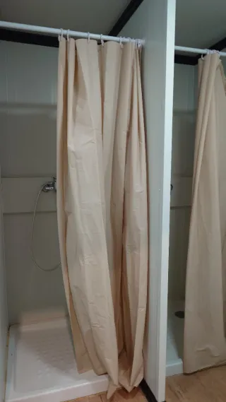 Vestuario modular aislado 3,9 x 2,3 Seminuevo