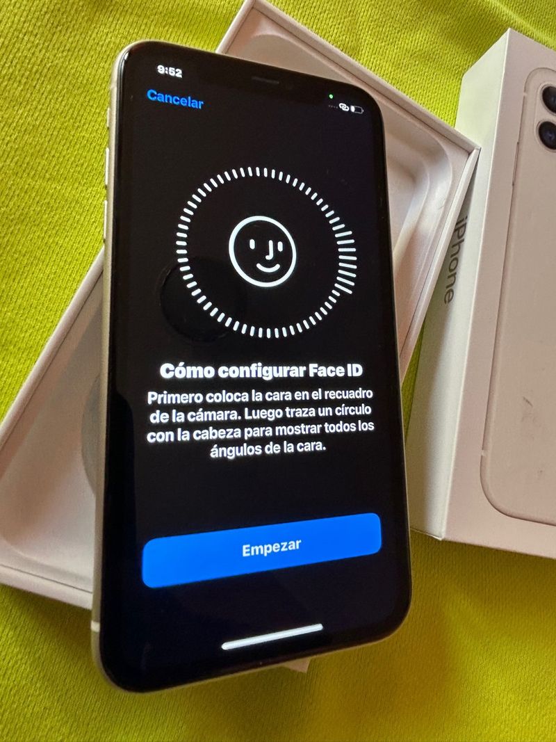 iPhone 11 64GB Blanco afbeelding 3