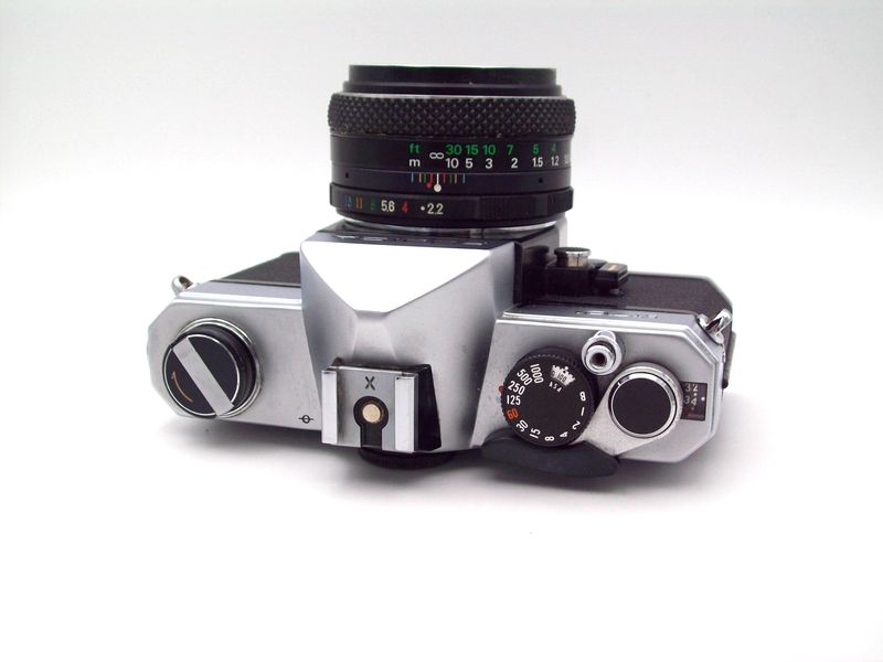 Fujica ST 701 Reflex + Objetivo 55mm f 2.2 afbeelding 4