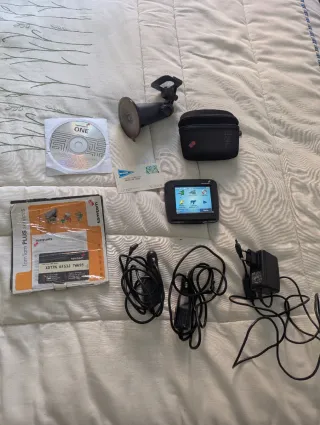 TomTom ONE Navegador GPS + Accesorios