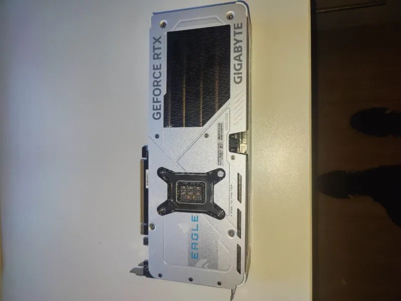 Tarjeta Gráfica RTX 5070 afbeelding 4